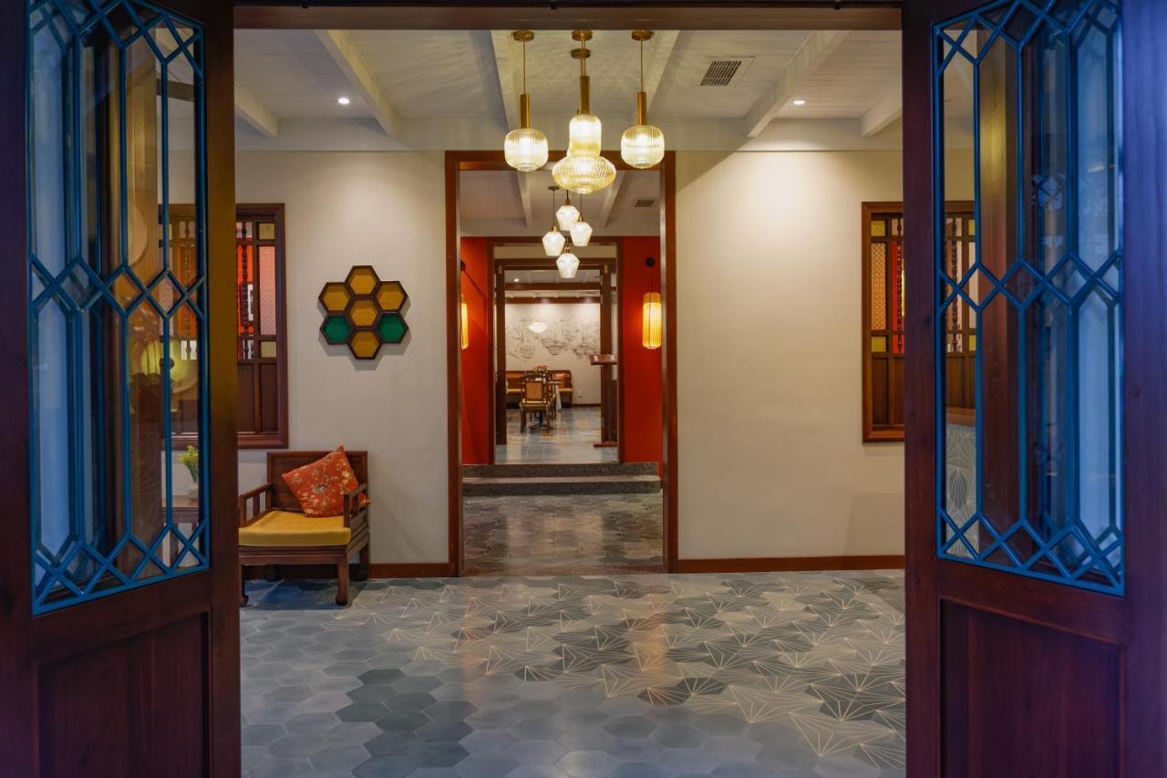 Cozy Savvy Boutique Hotel Хоян Екстер'єр фото Interior of the hotel